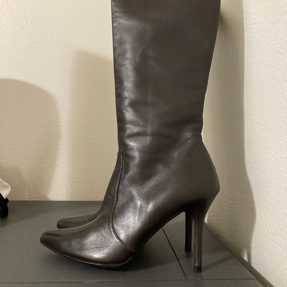 Stuart Weitzman knee high dark brown leather pointy boots